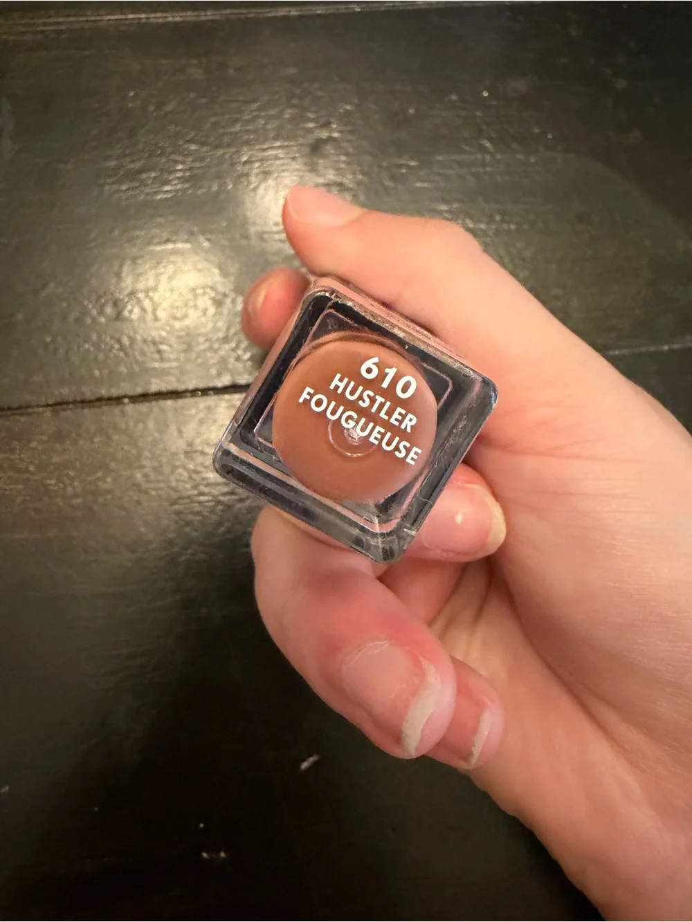 NWT COVERGIRL 24HR Matte Lipstick - Nude Beige- Color 610 Hustle